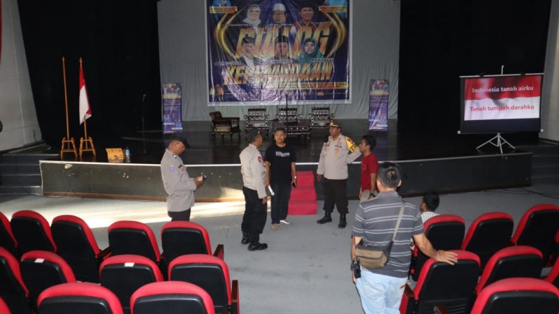 Foto Momen Persiapan Pengamanan oleh Petugas 